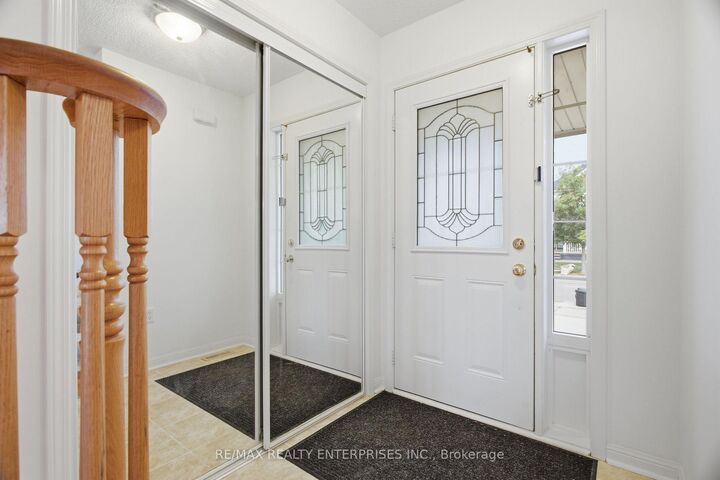 Property Photo: 35 Bonavista Drive ON L6X 0N2