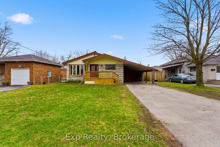 Property Photo:  10 Plaza Square  ON K8N 4J3 