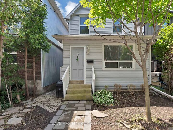 Property Photo: 19 Minto Street ON M4L 1B5