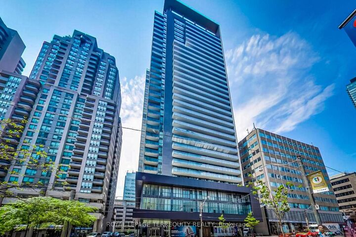 Property Photo:  770 Bay Street 2412  ON M5G 0A6 