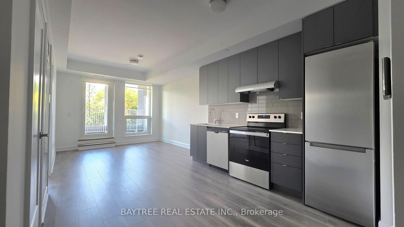 Property Photo:  3240 William Coltson Avenue 325  ON L6H 8C8 