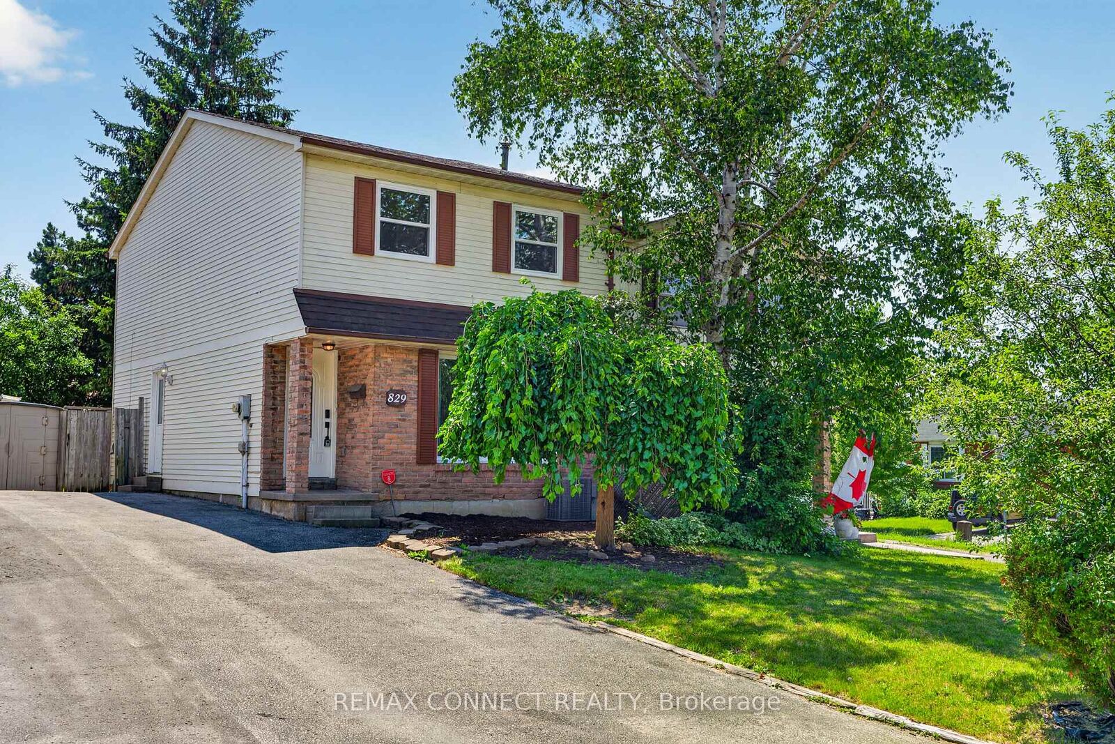Property Photo: 829 Cavan Court ON L1J 7B8