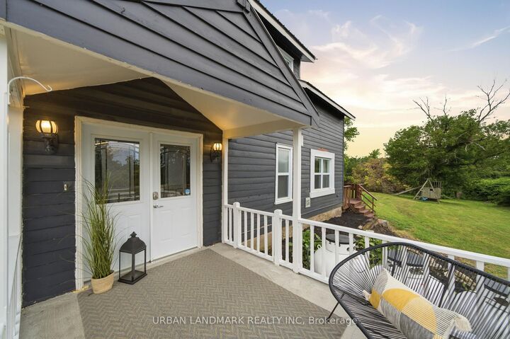 Property Photo: 3095 Cooper Road ON K0K 2K0