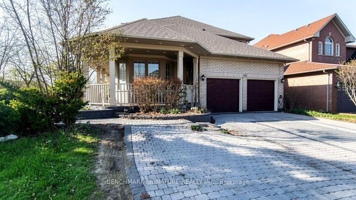 75 Boxwood Crescent — photo 1
