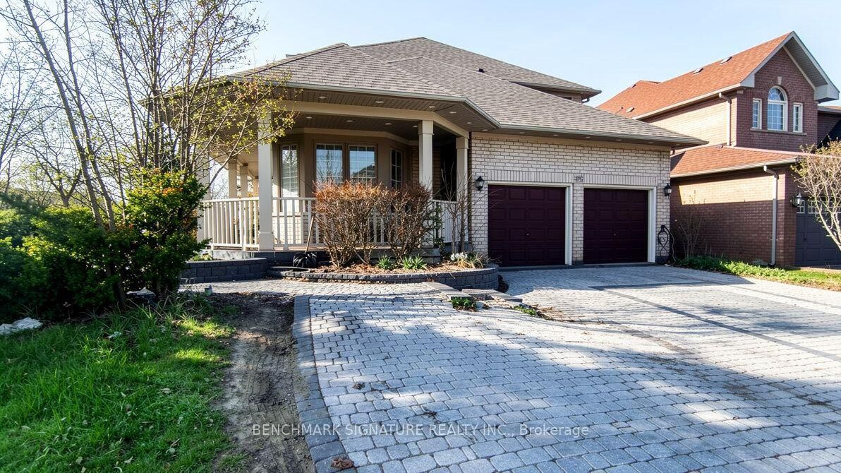 Property Photo: 75 Boxwood Crescent ON L3S 3V3