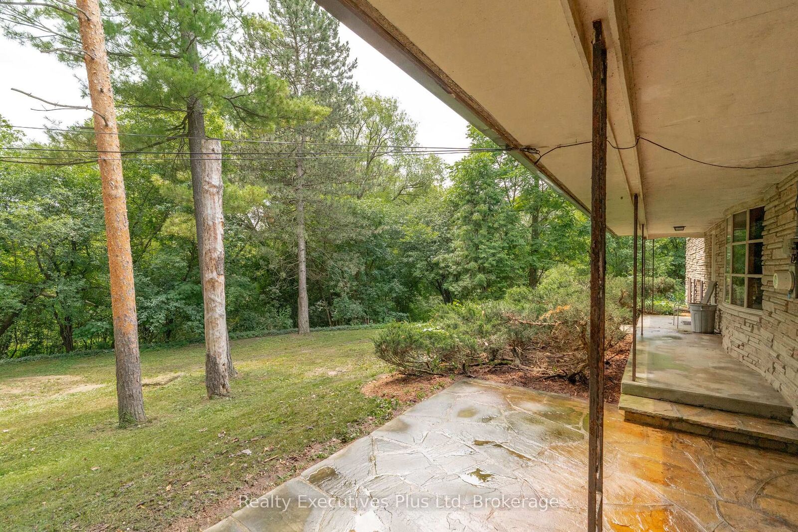 Property Photo: 7850 Highway 7 Highway ON N1H 6H8