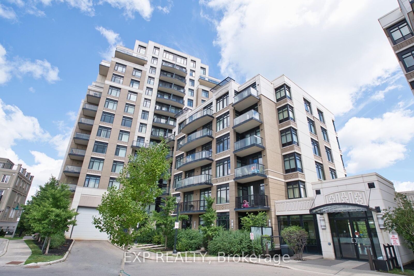 Property Photo: 151 Upper Duke Crescent 310 ON L6G 0E1