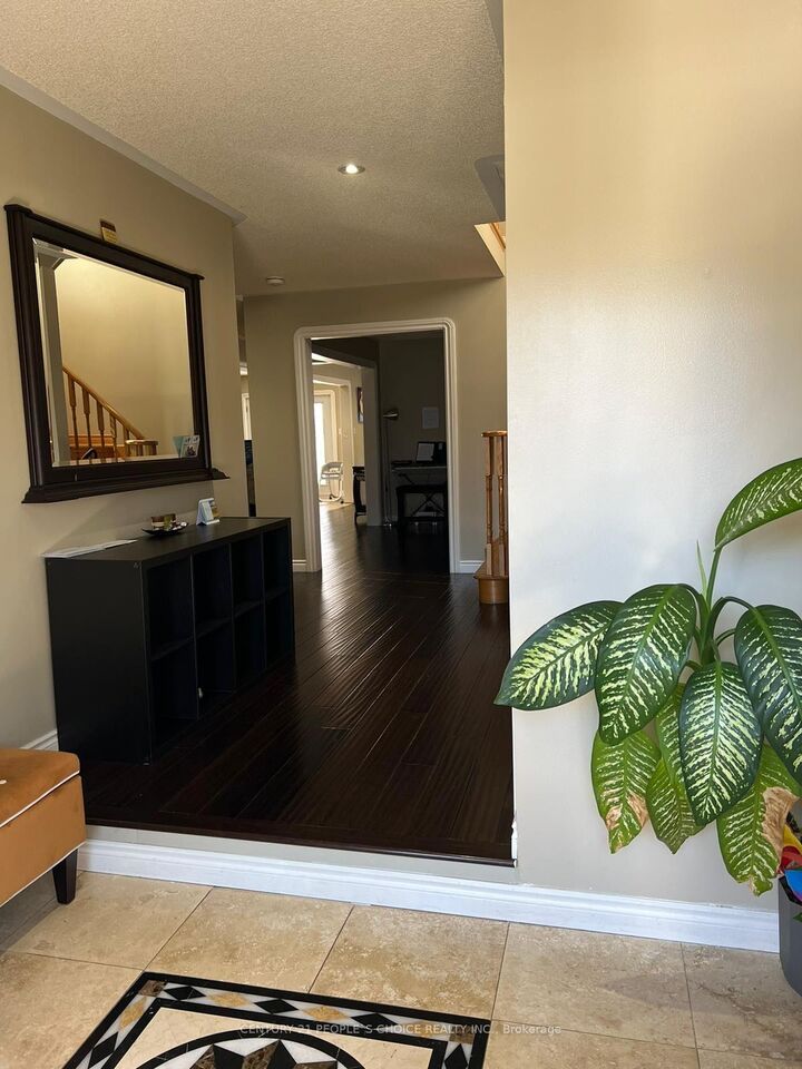 Property Photo:  57 Fallstar Crescent  ON L7A 2J7 