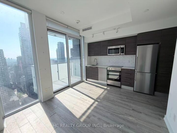 Property Photo: 28 Wellesley Street E 3410 ON M4Y 1G3