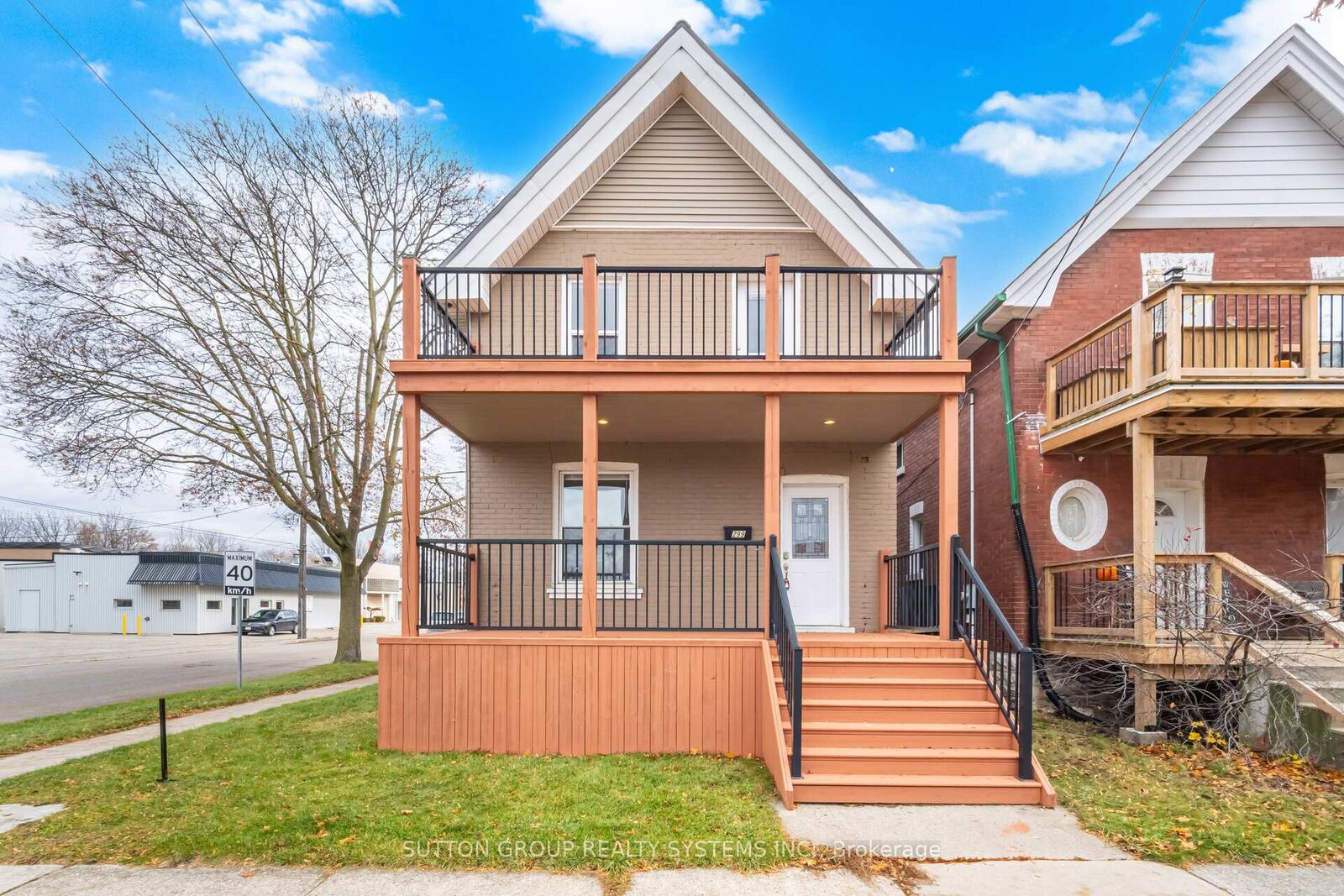 Property Photo:  299 Park Avenue  ON N3S 5L2 