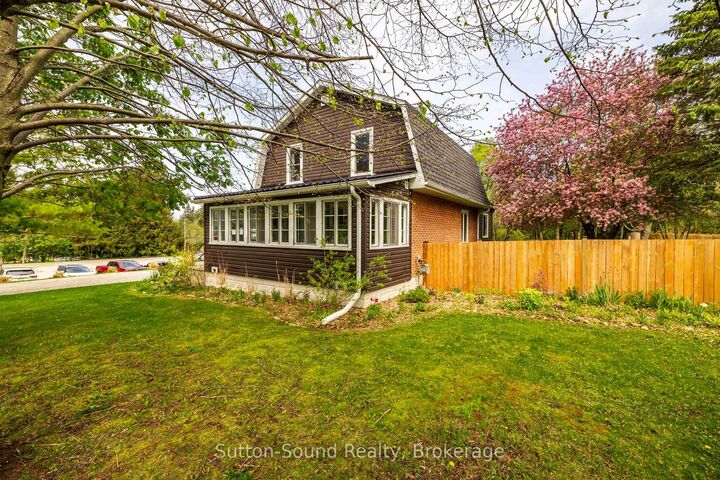 740 6th Street E — photo 1