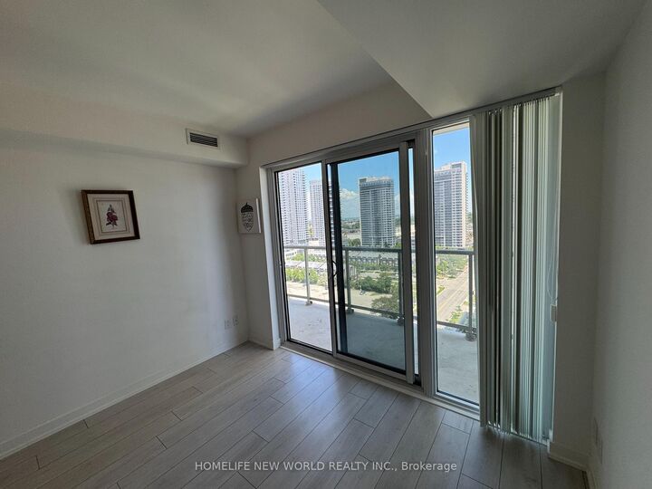 Property Photo:  2031 Kennedy Road 1622  ON M1T 0B9 