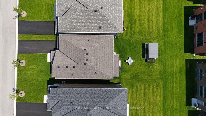 Property Photo:  1329 Davis Loop  ON L0L 1W0 