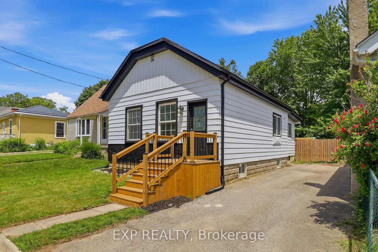 Property Photo: 134 Sterling Street ON N5Y 1Y8