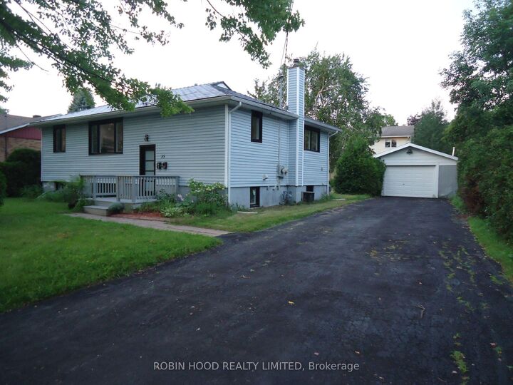 35 Tauvette Street A&Ampb — photo 1