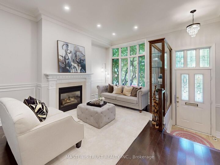 Property Photo: 260 Russell Hill Road 11 ON M4V 2T2