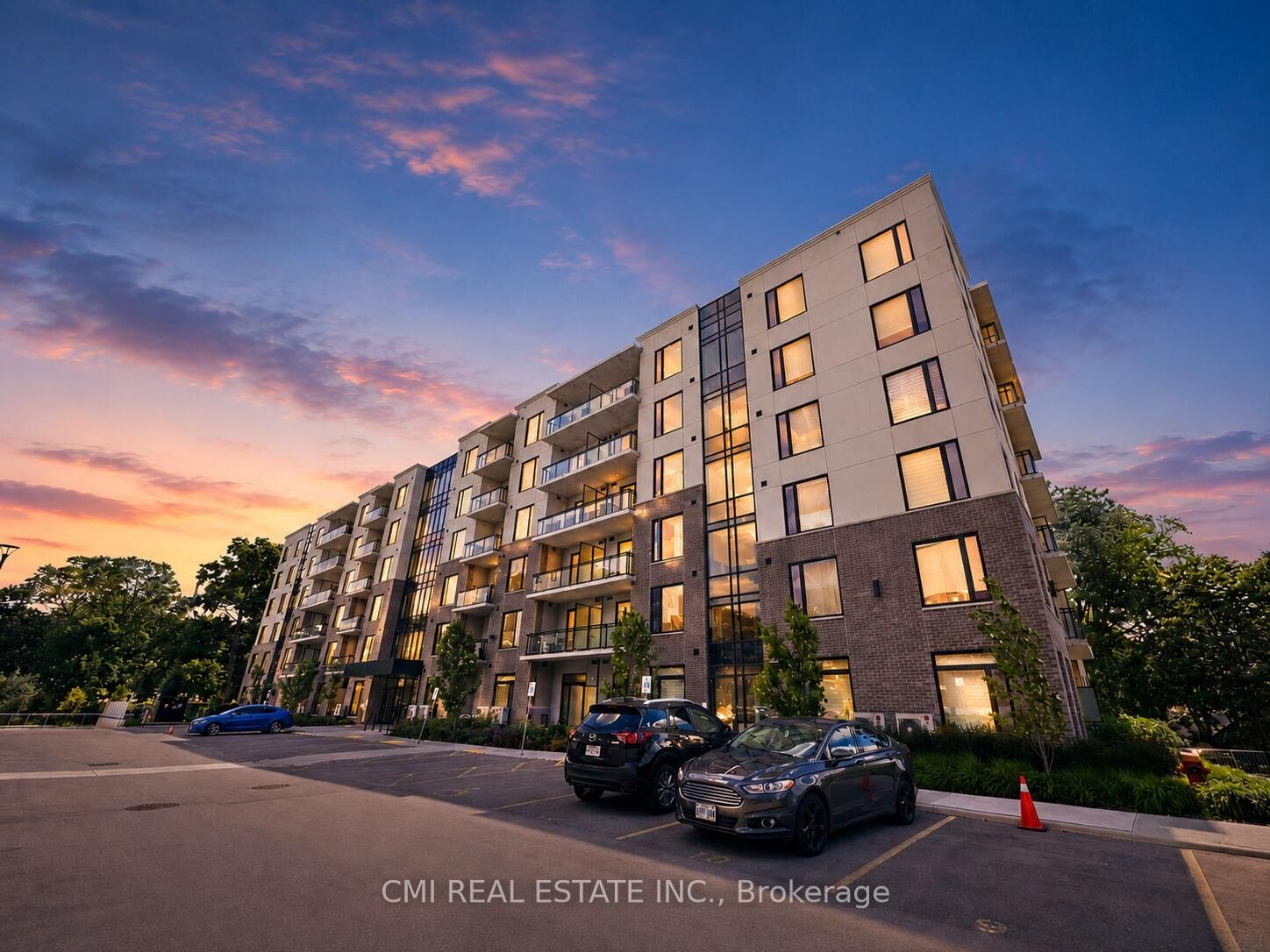 Property Photo:  103 Roger Street 306  ON N2J 0G2 