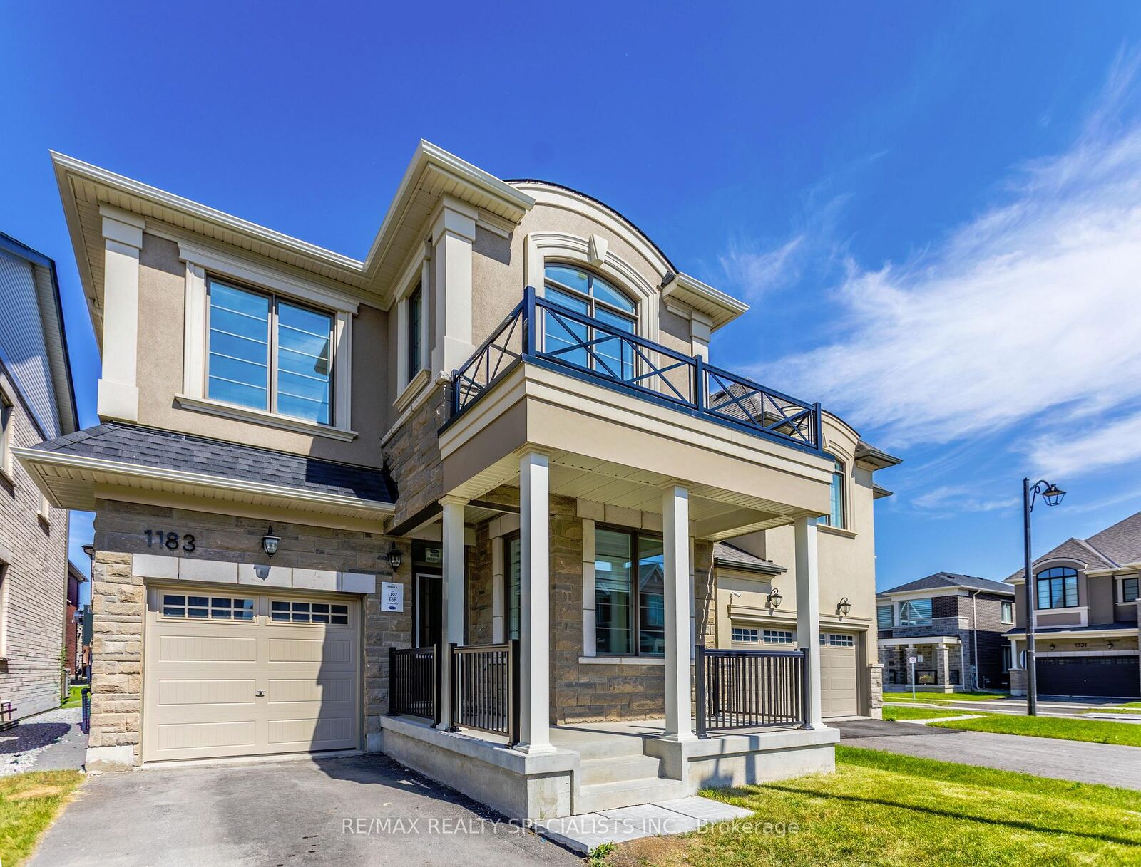 Property Photo: 1183 Stacey Crescent ON L9T 6J2
