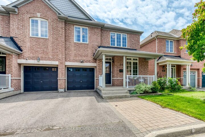 Property Photo:  54 Dairy Drive  ON M1L 0G2 