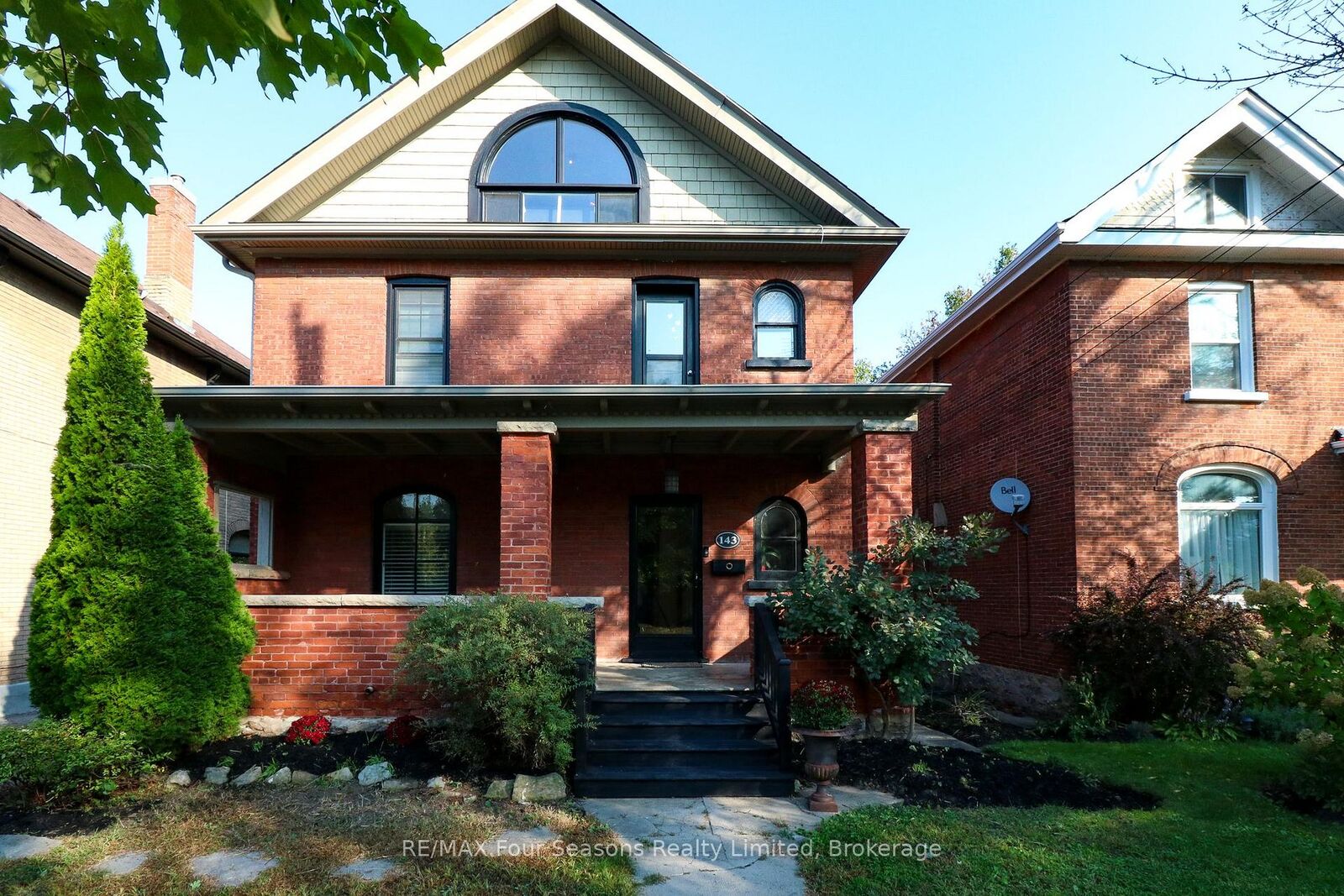 Property Photo: 143 Fourth Street W ON L9Y 1R6