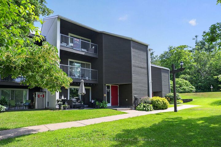 Property Photo:  1102 Horseshoe Valley Road W 224  ON L4M 4Y8 