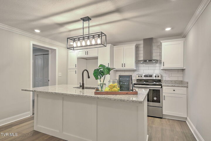 Property Photo:  1527 Gray Station Sulpher Springs Road  TN 37659 