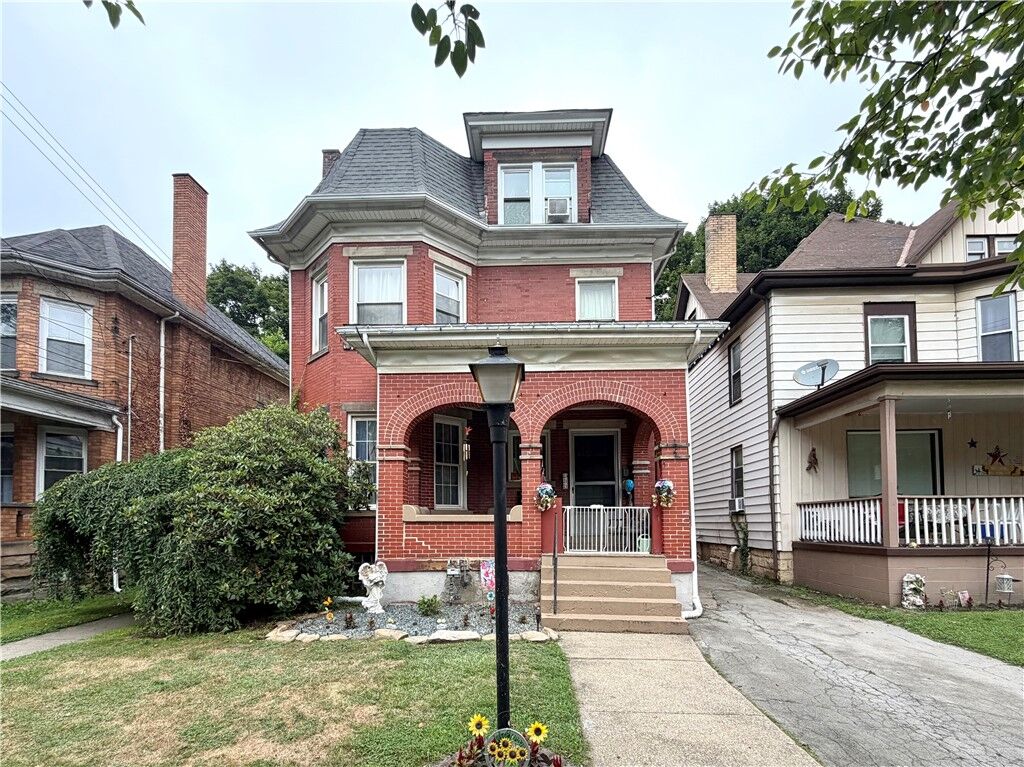 Property Photo:  311 Boyles Ave  PA 16101 