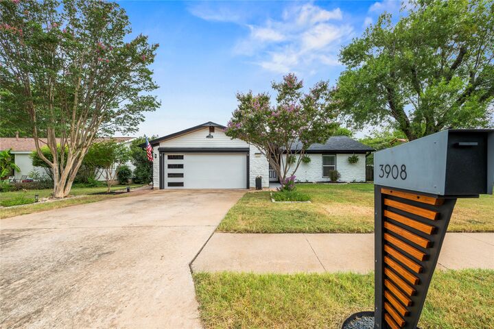 Property Photo:  3908 Rolling Hill Drive  TX 78681 