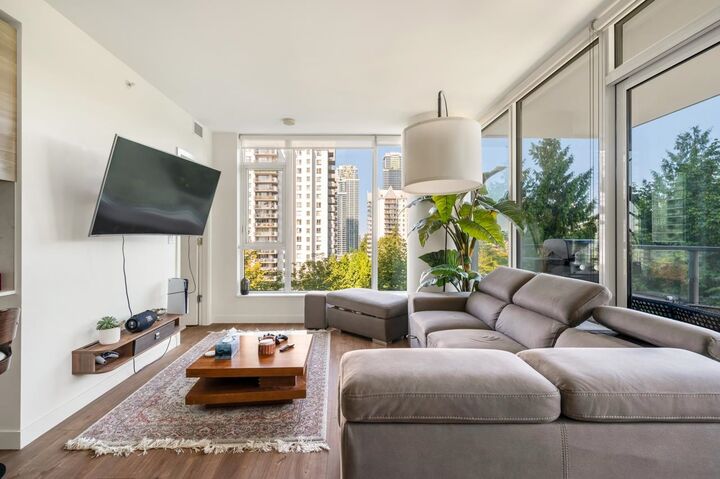 Property Photo: 585 Austin Avenue 701 BC V3K 0G6