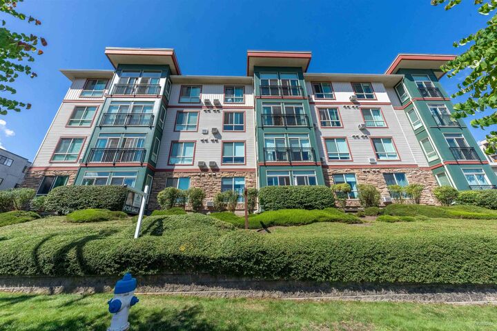Property Photo: 33485 South Fraser Way 207 BC V2S 8P9
