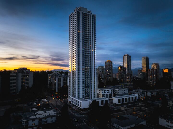 Property Photo: 6468 Willingdon Avenue 403 BC V5H 0L3
