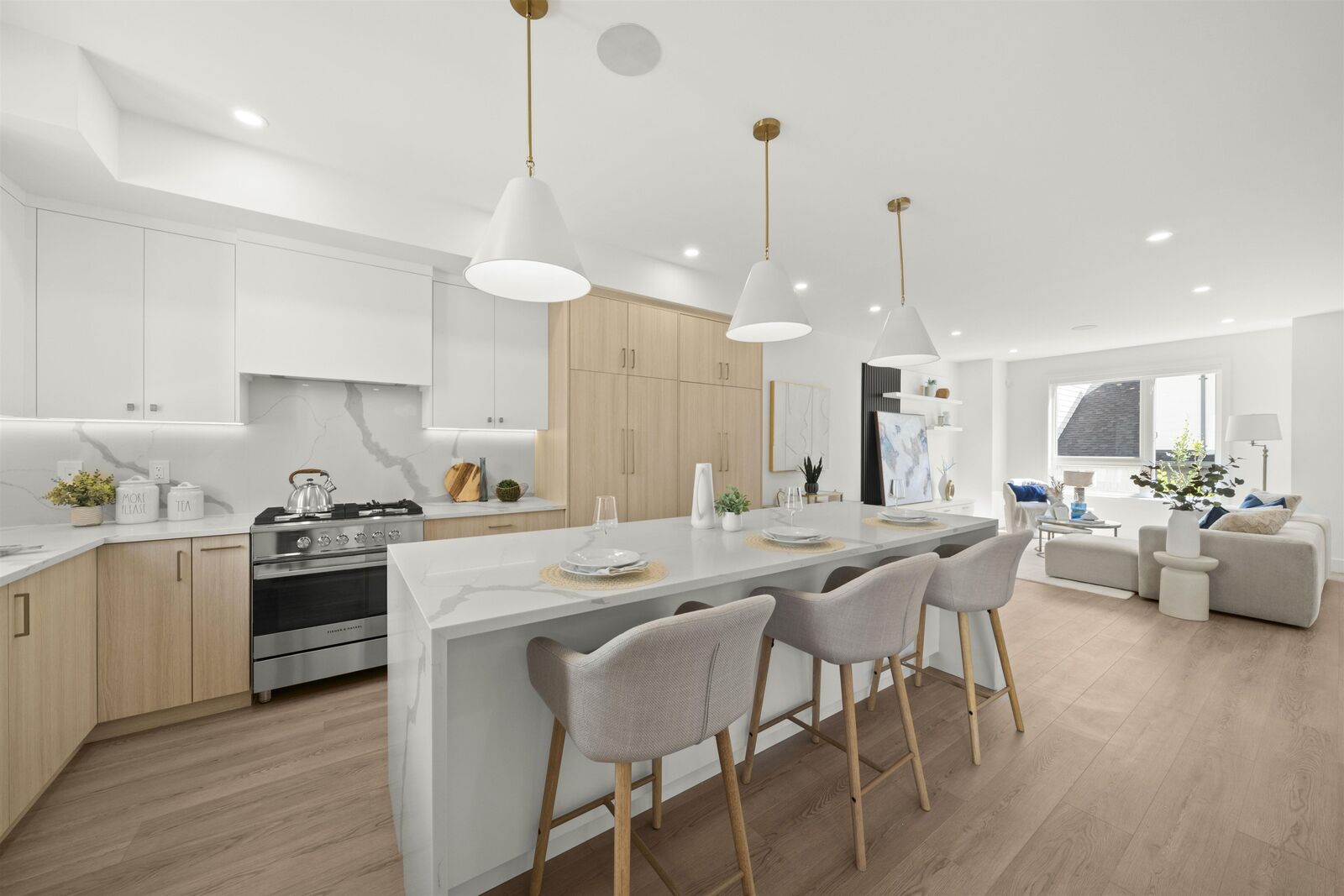 Property Photo: 16358 90 Avenue 75 BC V4N 1A1