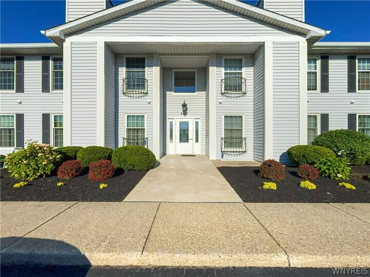 Property Photo:  640 Youngs Road A  NY 14221 