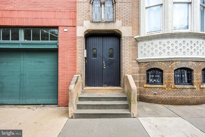 Property Photo:  265 S 22nd Street 3R  PA 19103 