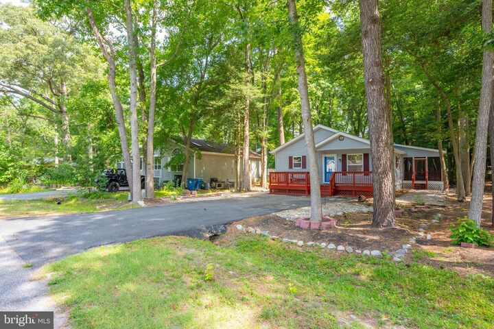 Property Photo:  15 Lord Guy Terrace  MD 21811 
