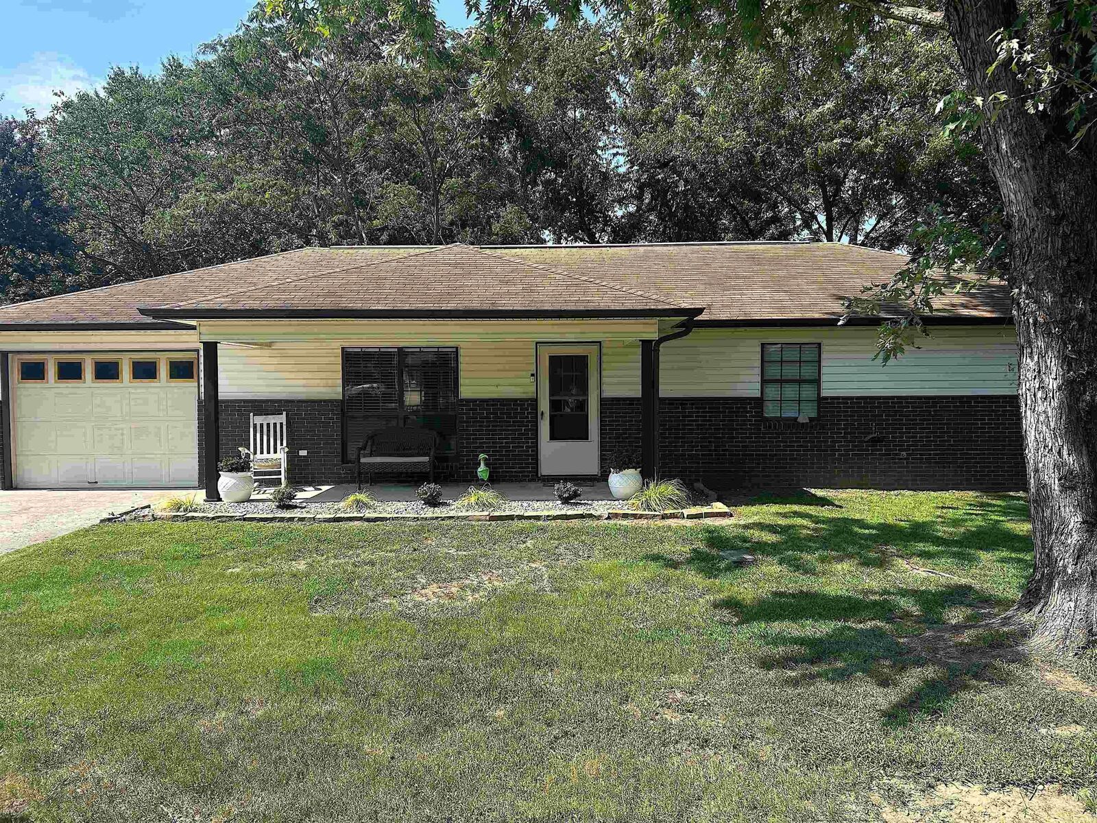 Property Photo: 2 Blossom Lane AR 72058