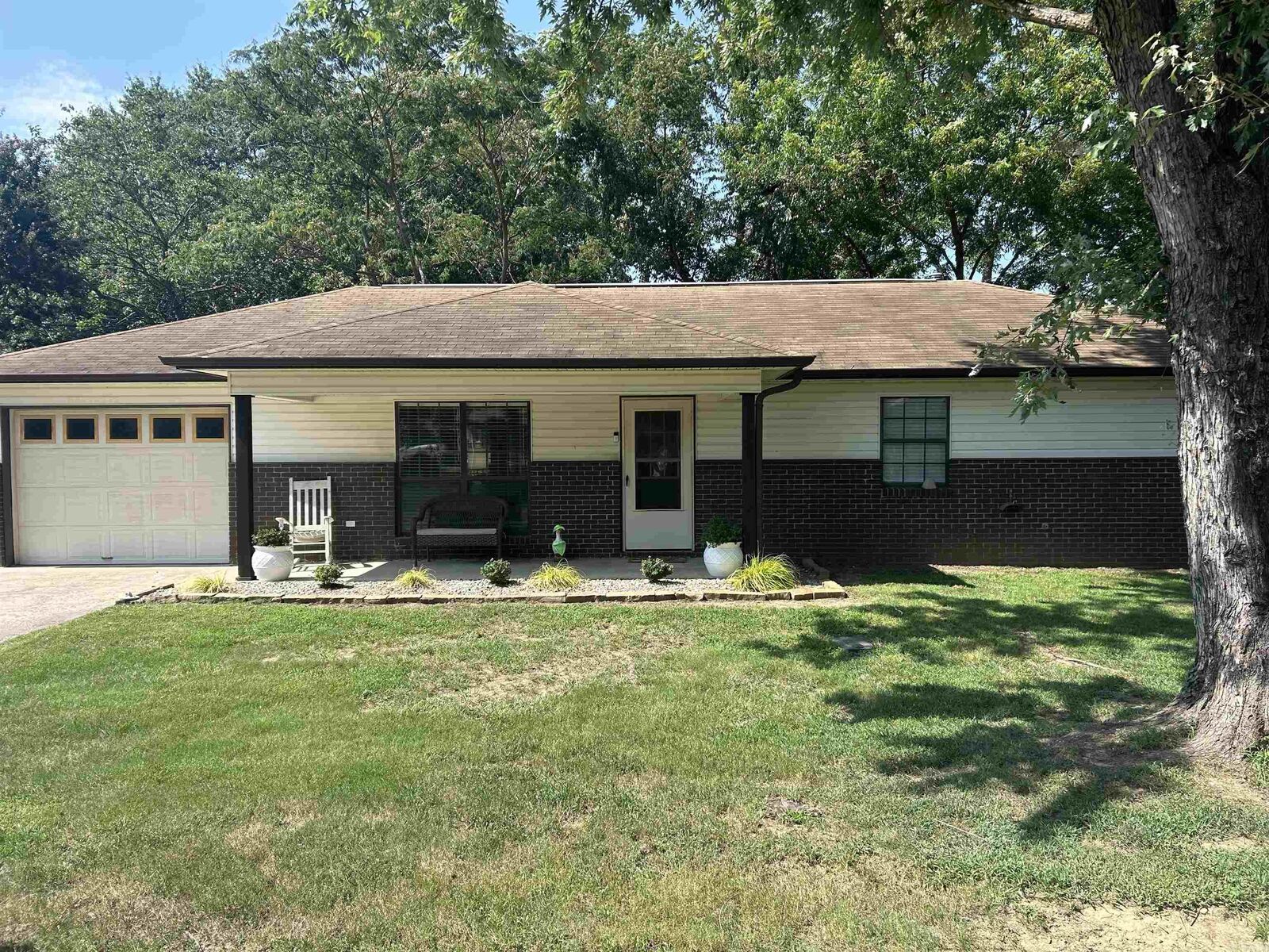 Property Photo:  2 Blossom Lane  AR 72058 