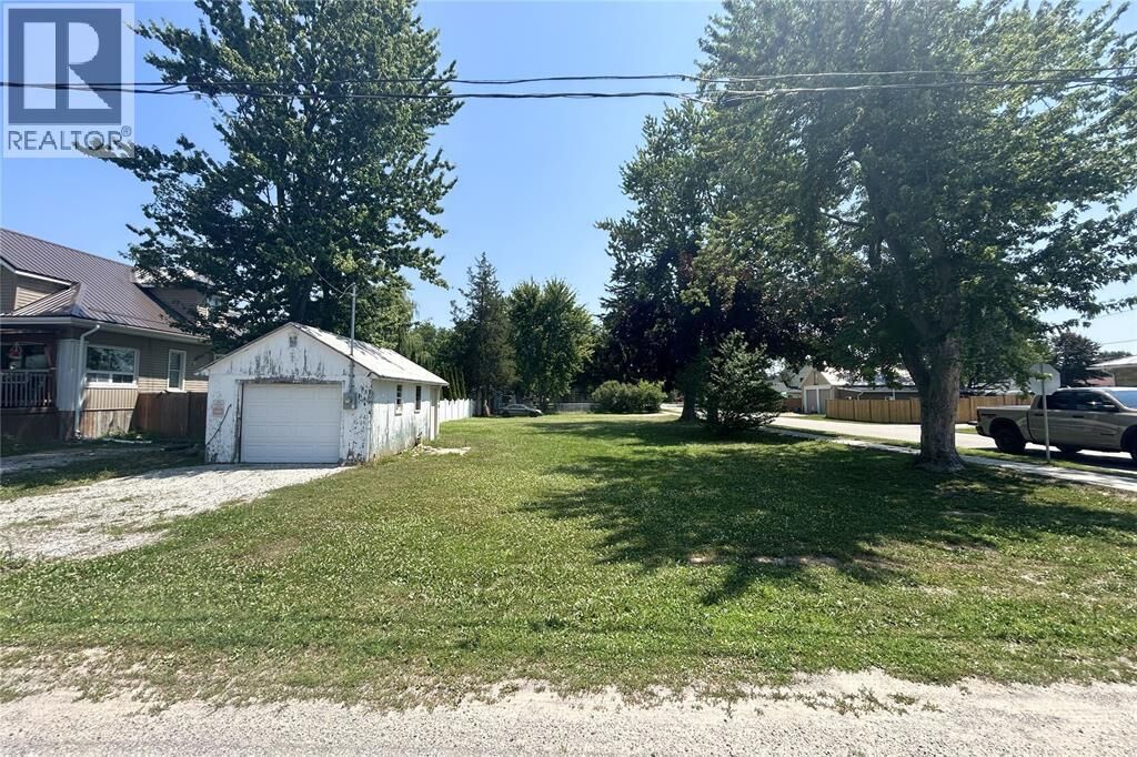 Property Photo:  8066 Wallace Street  ON N0N 1A0 