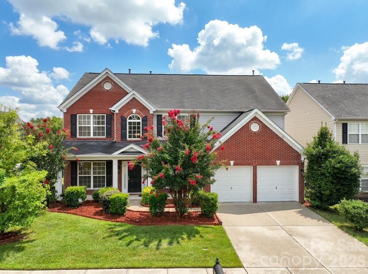 Property Photo: 9603 Tramacera Court NW NC 28027
