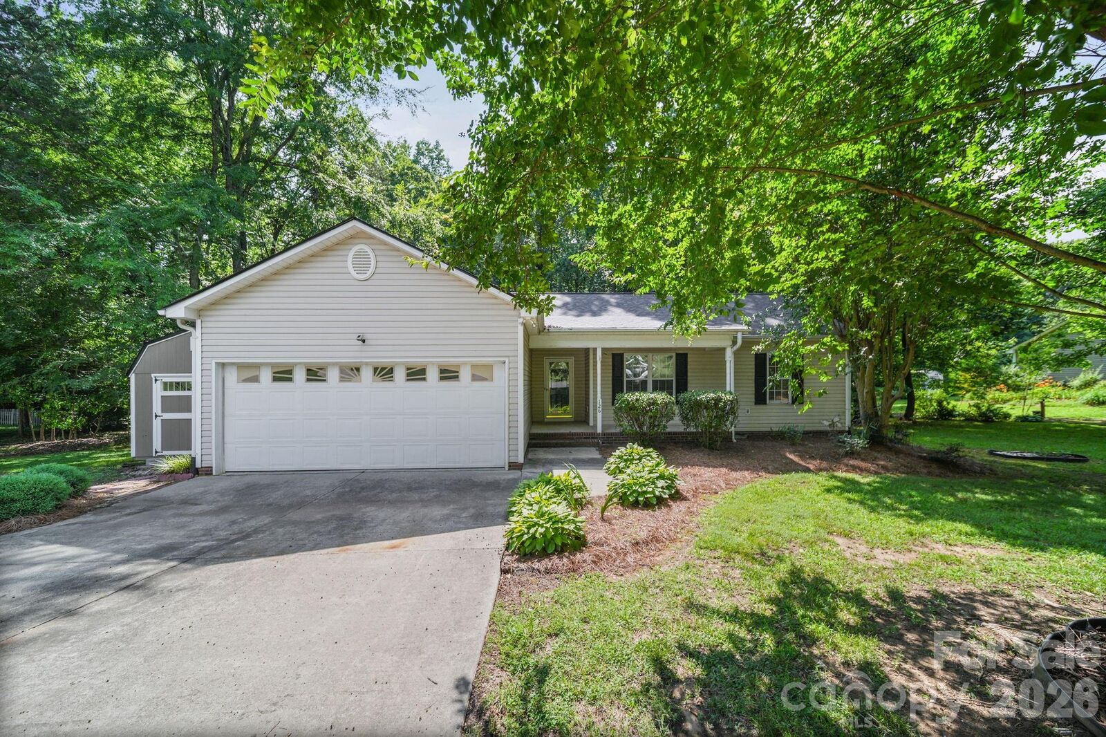 Property Photo:  126 Fritzvon Drive  NC 28124 