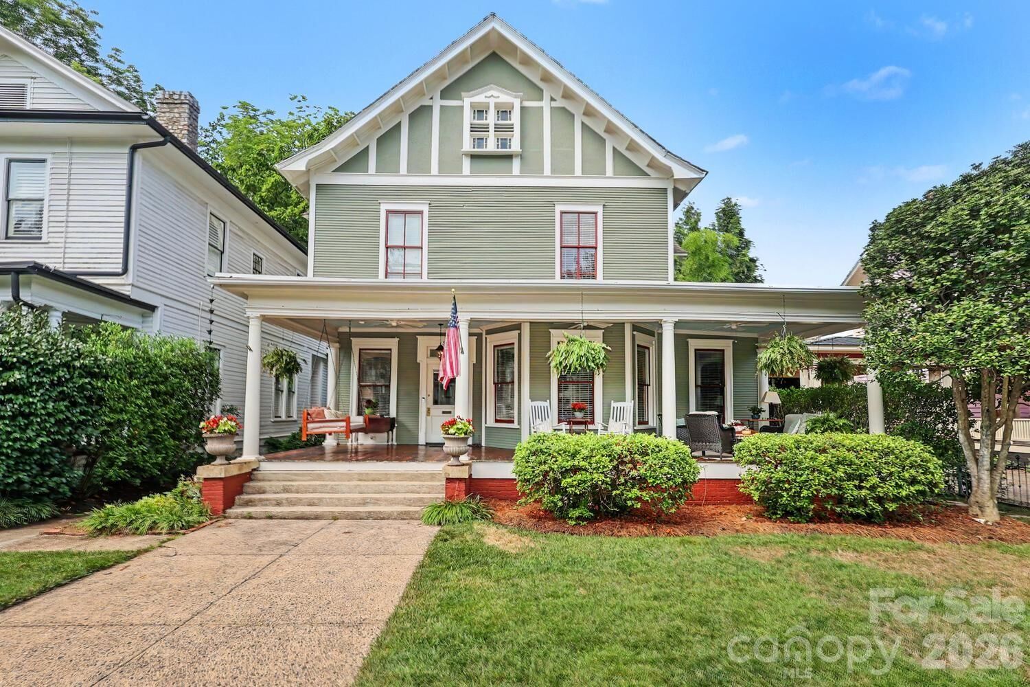 Property Photo:  314 E Kingston Avenue E  NC 28203 