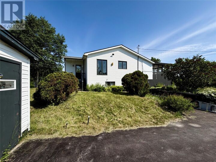 Property Photo:  34 Farm Road  NL A0K 3E0 