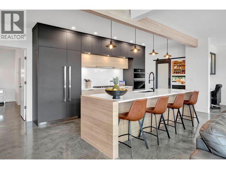 Property Photo: 887 Fernie Road BC V2C 1B4