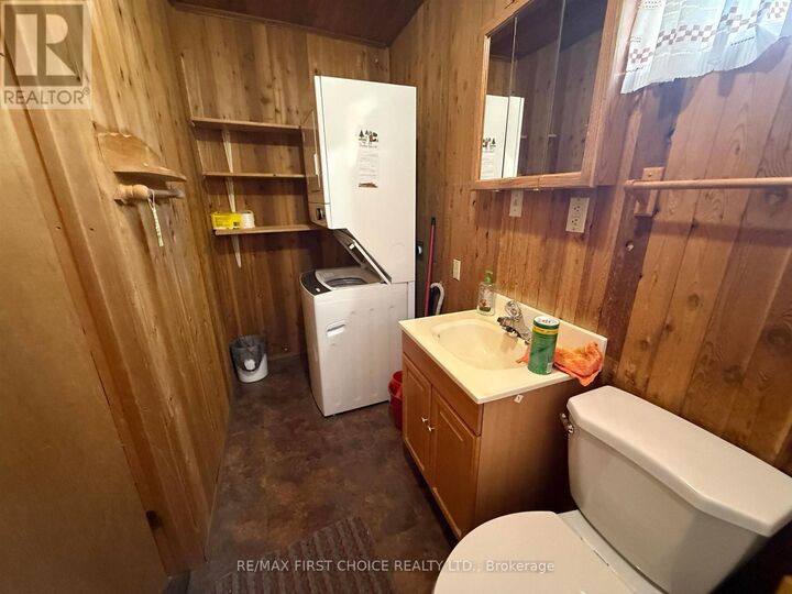 Property Photo: 143 Vermilion Bay Street ON P0V 2V0