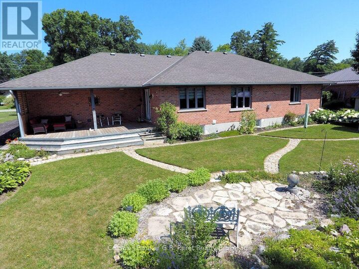 Property Photo: 990 Norfolk County Road 21 Road ON N4B 2W4