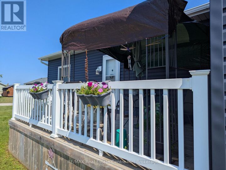 Property Photo: 27 Cranberry Drive ON N7A 3Y3