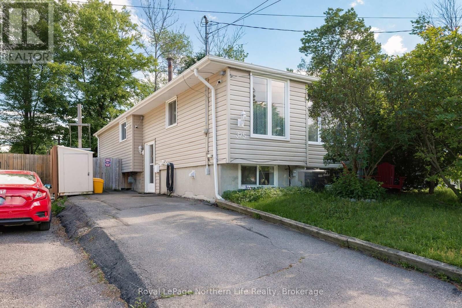 Property Photo: 325 Gordon Drive ON P1B 8V8