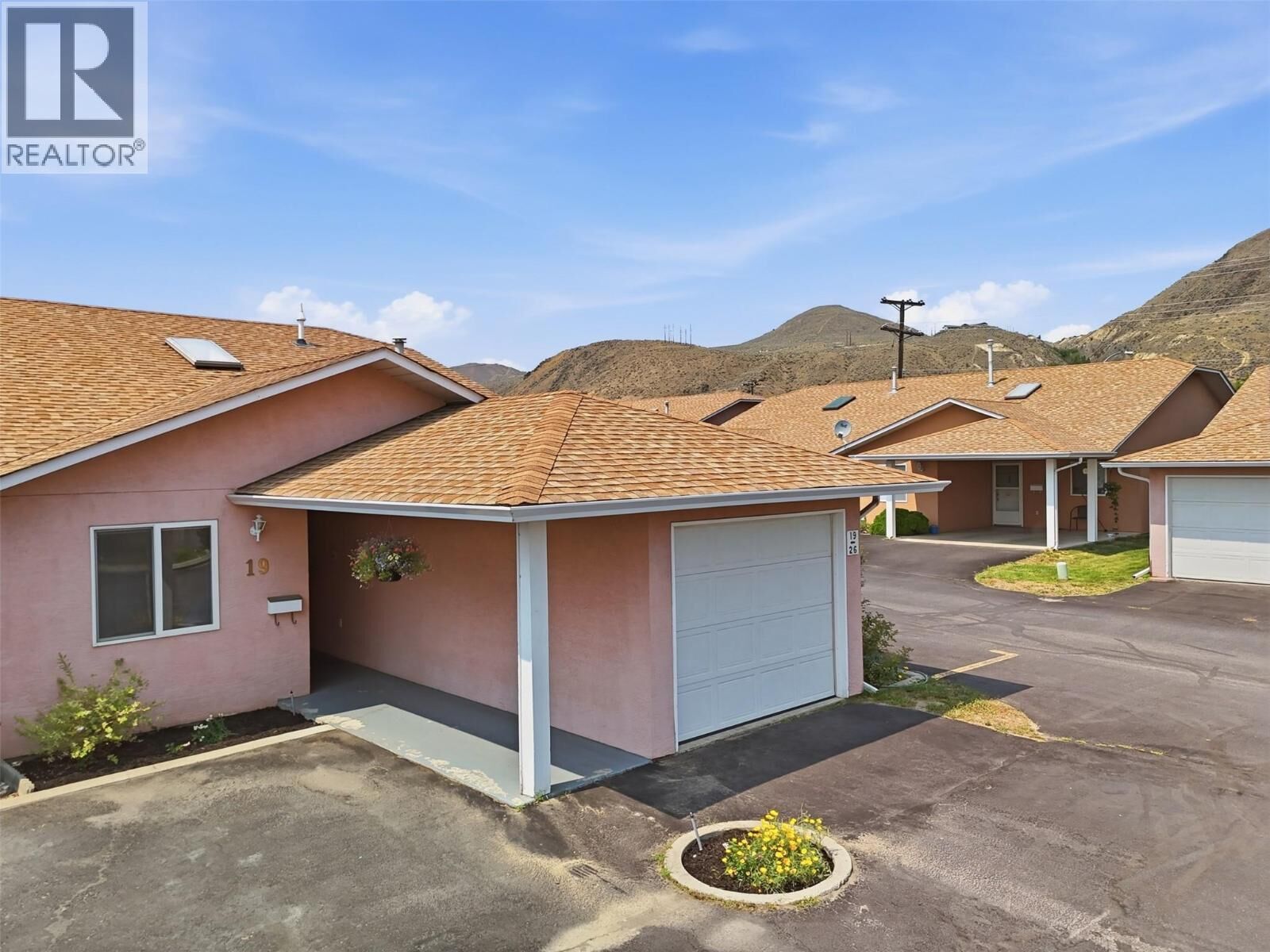 Property Photo: 1285 14th Street 19 BC V2B 8K9
