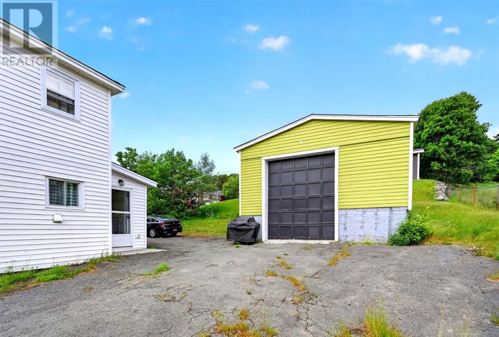 Property Photo: 1524 Topsail Road NL A1L 1R4