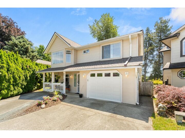 Property Photo:  27166 33 Avenue  BC V4W 3H6 